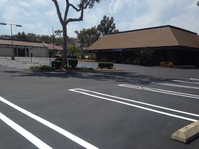 Commercial parking lot sealcoating project